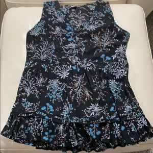 Hinge Sleeveless Blouse